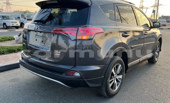 Acheter Occasion Voiture Toyota RAV4 Noir à Pointe–Noire, Région du Kouilou Acheter Occasion Voiture Toyota RAV4 Noir à Pointe–Noire, Région du Kouilou