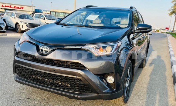 Acheter Occasion Voiture Toyota RAV4 Noir à Pointe–Noire, Région du Kouilou Acheter Occasion Voiture Toyota RAV4 Noir à Pointe–Noire, Région du Kouilou