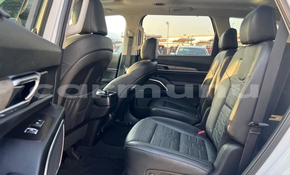 Acheter Occasion Voiture Kia Quanlima Blanc à Pointe–Noire, Région du Kouilou Acheter Occasion Voiture Kia Quanlima Blanc à Pointe–Noire, Région du Kouilou
