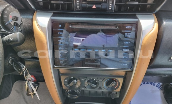 Acheter Occasion Voiture Toyota Fortuner Blanc à Pointe–Noire, Région du Kouilou Acheter Occasion Voiture Toyota Fortuner Blanc à Pointe–Noire, Région du Kouilou