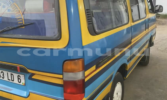 Acheter Occasion Voiture Toyota Hiace Bleu à Pointe–Noire, Région du Kouilou Acheter Occasion Voiture Toyota Hiace Bleu à Pointe–Noire, Région du Kouilou