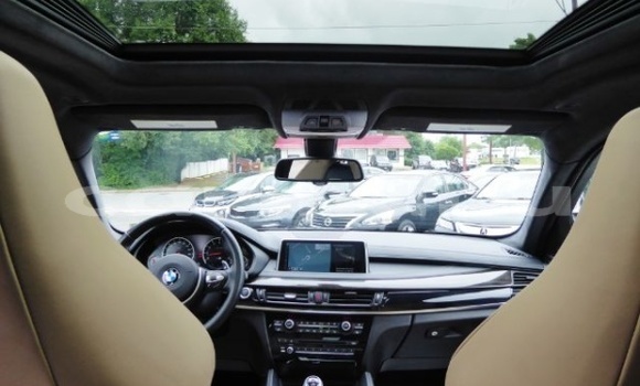 Acheter Occasion Voiture BMW X6 Blanc à Brazzaville, Commune de Brazzaville Acheter Occasion Voiture BMW X6 Blanc à Brazzaville, Commune de Brazzaville