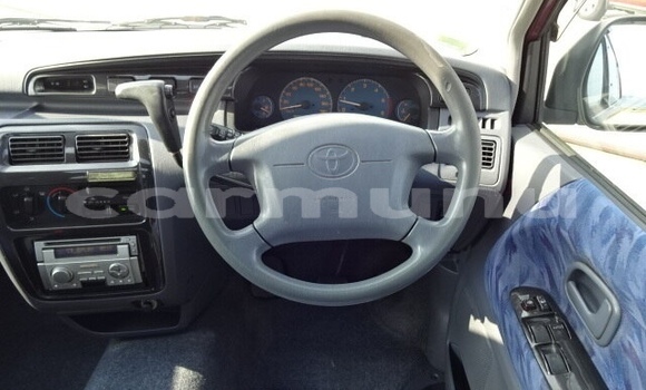 Acheter Occasion Voiture Toyota Noah Rouge à Import - Dubai, Région de la Bouenza Acheter Occasion Voiture Toyota Noah Rouge à Import - Dubai, Région de la Bouenza