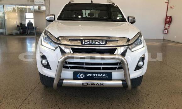 Acheter Occasion Voiture Isuzu KB Blanc à Import - Dubai, Région de la Bouenza Acheter Occasion Voiture Isuzu KB Blanc à Import - Dubai, Région de la Bouenza