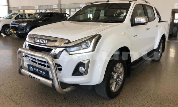 Acheter Occasion Voiture Isuzu KB Blanc à Import - Dubai, Région de la Bouenza Acheter Occasion Voiture Isuzu KB Blanc à Import - Dubai, Région de la Bouenza