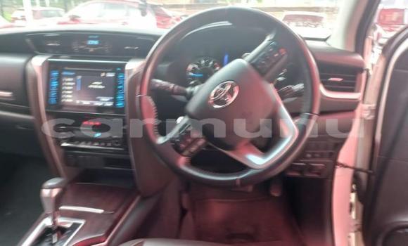 Acheter Occasion Voiture Toyota Fortuner Autre à Import - Dubai, Région de la Bouenza Acheter Occasion Voiture Toyota Fortuner Autre à Import - Dubai, Région de la Bouenza