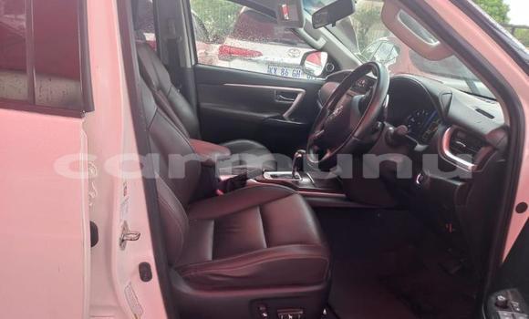 Acheter Occasion Voiture Toyota Fortuner Autre à Import - Dubai, Région de la Bouenza Acheter Occasion Voiture Toyota Fortuner Autre à Import - Dubai, Région de la Bouenza