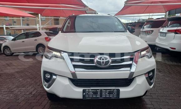 Acheter Occasion Voiture Toyota Fortuner Autre à Import - Dubai, Région de la Bouenza Acheter Occasion Voiture Toyota Fortuner Autre à Import - Dubai, Région de la Bouenza