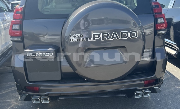 Acheter Occasion Voiture Toyota Prado Noir à Brazzaville, Commune de Brazzaville Acheter Occasion Voiture Toyota Prado Noir à Brazzaville, Commune de Brazzaville