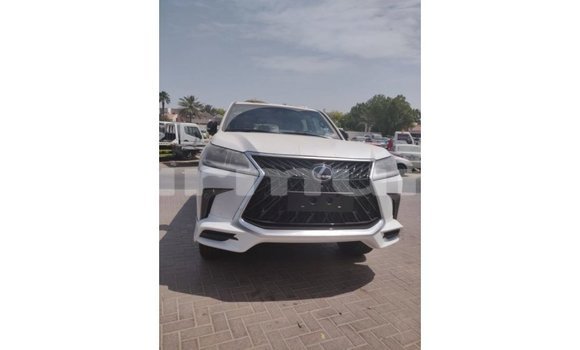 Acheter Import Voiture Lexus LX Blanc à Import - Dubai, Région de la Bouenza Acheter Import Voiture Lexus LX Blanc à Import - Dubai, Région de la Bouenza