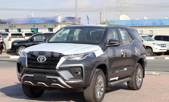 Acheter Neuf Voiture Toyota Fortuner Autre à Brazzaville, Commune de Brazzaville Acheter Neuf Voiture Toyota Fortuner Autre à Brazzaville, Commune de Brazzaville