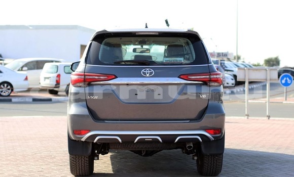 Acheter Neuf Voiture Toyota Fortuner Autre à Brazzaville, Commune de Brazzaville Acheter Neuf Voiture Toyota Fortuner Autre à Brazzaville, Commune de Brazzaville