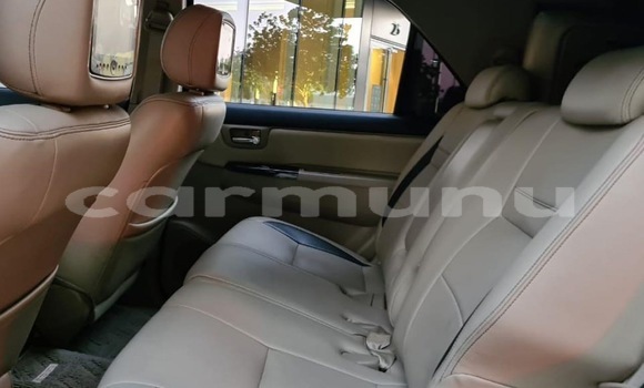 Acheter Neuf Voiture Toyota Fortuner Noir à Brazzaville, Commune de Brazzaville Acheter Neuf Voiture Toyota Fortuner Noir à Brazzaville, Commune de Brazzaville