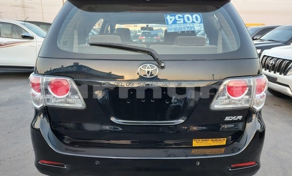 Acheter Neuf Voiture Toyota Fortuner Noir à Brazzaville, Commune de Brazzaville Acheter Neuf Voiture Toyota Fortuner Noir à Brazzaville, Commune de Brazzaville