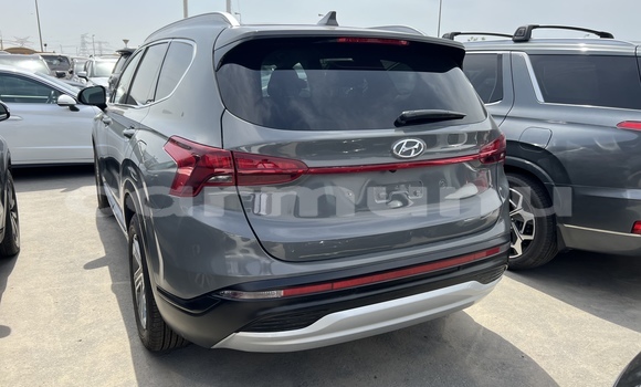 Acheter Occasion Voiture Hyundai Santa Fe Gris à Brazzaville, Commune de Brazzaville Acheter Occasion Voiture Hyundai Santa Fe Gris à Brazzaville, Commune de Brazzaville