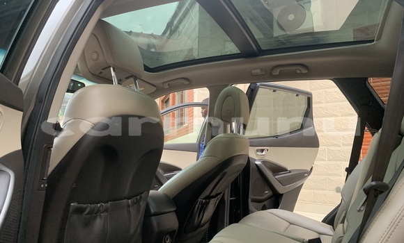 Acheter Occasion Voiture Hyundai Santa Fe Marron à Pointe–Noire, Région du Kouilou Acheter Occasion Voiture Hyundai Santa Fe Marron à Pointe–Noire, Région du Kouilou