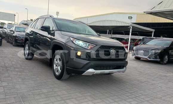 Acheter Occasion Voiture Toyota RAV4 Noir à Brazzaville, Commune de Brazzaville Acheter Occasion Voiture Toyota RAV4 Noir à Brazzaville, Commune de Brazzaville