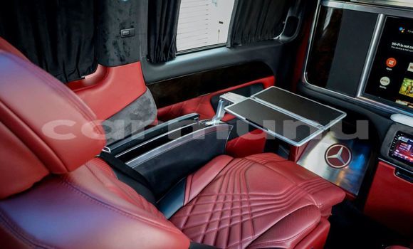 Acheter Neuf Voiture Mercedes-Benz Viano Noir à Pointe–Noire, Région du Kouilou Acheter Neuf Voiture Mercedes-Benz Viano Noir à Pointe–Noire, Région du Kouilou