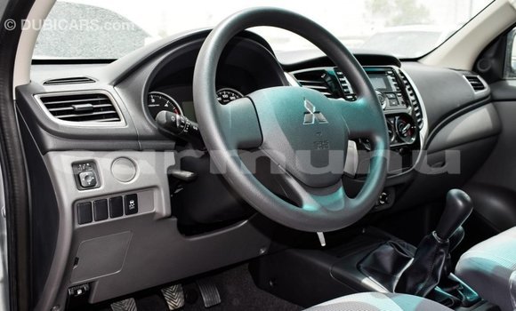 Buy Import Mitsubishi L200 Other Car in Import - Dubai in Region of Bouenza Buy Import Mitsubishi L200 Other Car in Import - Dubai in Region of Bouenza