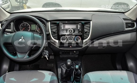 Buy Import Mitsubishi L200 Other Car in Import - Dubai in Region of Bouenza Buy Import Mitsubishi L200 Other Car in Import - Dubai in Region of Bouenza