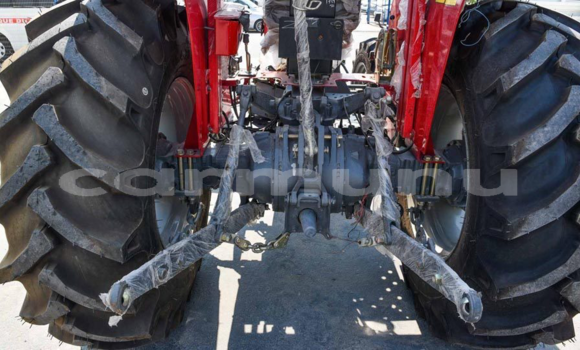 Acheter Neuf Utilitaire Caterpillar 120 Rouge à Brazzaville, Commune de Brazzaville Acheter Neuf Utilitaire Caterpillar 120 Rouge à Brazzaville, Commune de Brazzaville