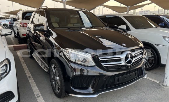 Acheter Occasion Voiture Mercedes-Benz GLE Noir à Brazzaville, Commune de Brazzaville Acheter Occasion Voiture Mercedes-Benz GLE Noir à Brazzaville, Commune de Brazzaville
