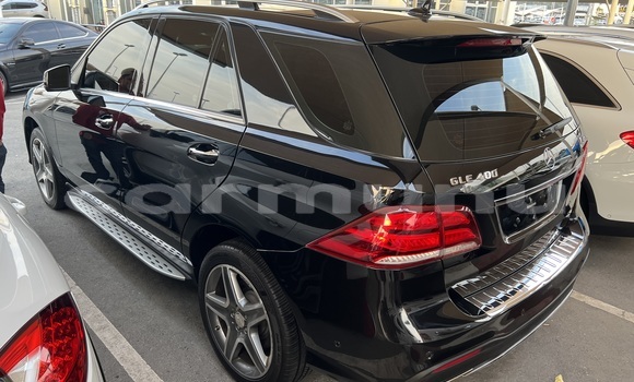 Acheter Occasion Voiture Mercedes-Benz GLE Noir à Brazzaville, Commune de Brazzaville Acheter Occasion Voiture Mercedes-Benz GLE Noir à Brazzaville, Commune de Brazzaville