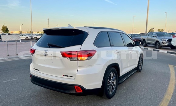 Acheter Occasion Voiture Toyota Highlander Autre à Brazzaville, Commune de Brazzaville Acheter Occasion Voiture Toyota Highlander Autre à Brazzaville, Commune de Brazzaville