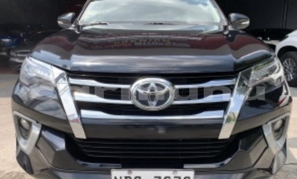 Acheter Occasion Voiture Toyota Fortuner Rouge à Brazzaville, Commune de Brazzaville Acheter Occasion Voiture Toyota Fortuner Rouge à Brazzaville, Commune de Brazzaville