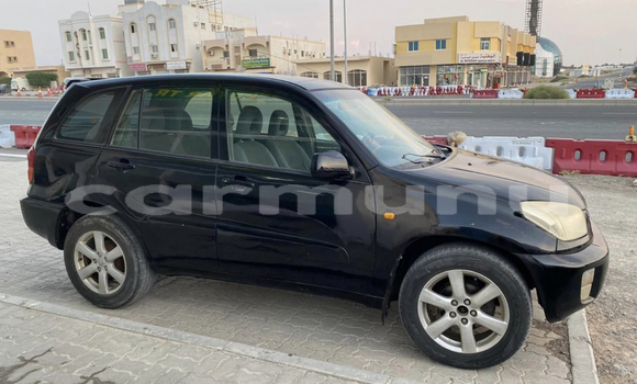 Acheter Occasion Voiture Toyota RAV4 Noir à Brazzaville, Commune de Brazzaville Acheter Occasion Voiture Toyota RAV4 Noir à Brazzaville, Commune de Brazzaville