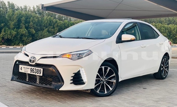 Acheter Occasion Voiture Toyota Corolla Blanc à Brazzaville, Commune de Brazzaville Acheter Occasion Voiture Toyota Corolla Blanc à Brazzaville, Commune de Brazzaville