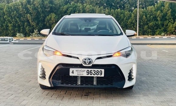 Acheter Occasion Voiture Toyota Corolla Blanc à Brazzaville, Commune de Brazzaville Acheter Occasion Voiture Toyota Corolla Blanc à Brazzaville, Commune de Brazzaville