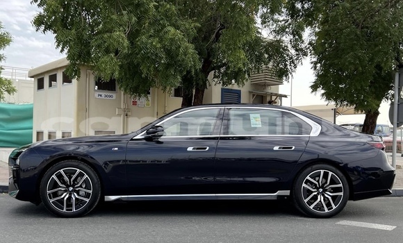 Buy New BMW 7-Series Black Car in Black Point in Kouilou region Buy New BMW 7-Series Black Car in Black Point in Kouilou region