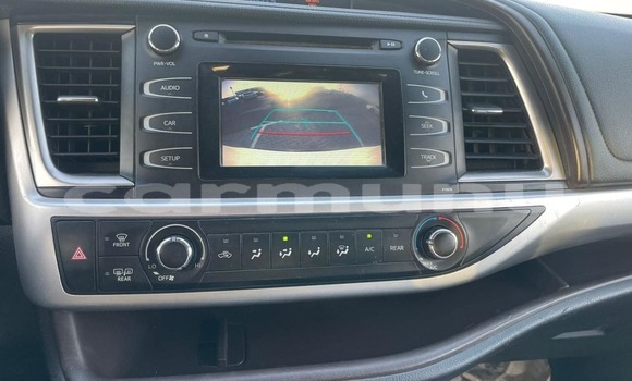 Acheter Occasion Voiture Toyota Highlander Blanc à Pointe–Noire, Région du Kouilou Acheter Occasion Voiture Toyota Highlander Blanc à Pointe–Noire, Région du Kouilou