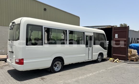 Acheter Neuf Voiture Toyota Coaster Blanc à Pointe–Noire, Région du Kouilou Acheter Neuf Voiture Toyota Coaster Blanc à Pointe–Noire, Région du Kouilou