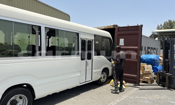 Acheter Neuf Voiture Toyota Coaster Blanc à Pointe–Noire, Région du Kouilou Acheter Neuf Voiture Toyota Coaster Blanc à Pointe–Noire, Région du Kouilou