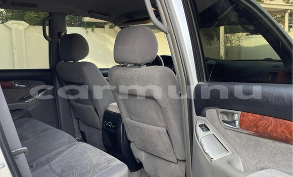 Acheter Occasion Voiture Toyota Prado Gris à Pointe–Noire, Région du Kouilou Acheter Occasion Voiture Toyota Prado Gris à Pointe–Noire, Région du Kouilou