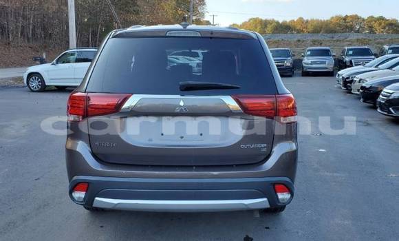 Acheter Occasion Voiture Mitsubishi Outlander Gris à Pointe–Noire, Région du Kouilou Acheter Occasion Voiture Mitsubishi Outlander Gris à Pointe–Noire, Région du Kouilou