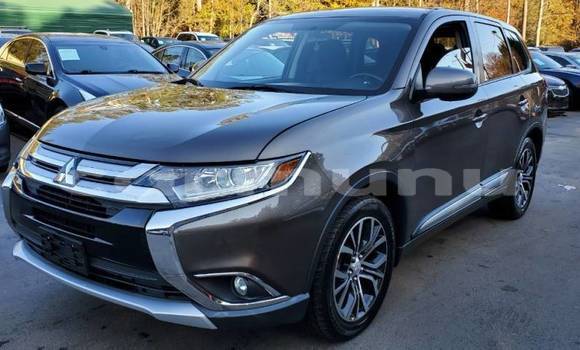 Acheter Occasion Voiture Mitsubishi Outlander Gris à Pointe–Noire, Région du Kouilou Acheter Occasion Voiture Mitsubishi Outlander Gris à Pointe–Noire, Région du Kouilou
