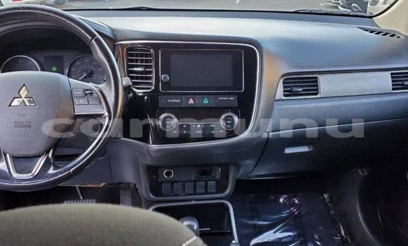 Acheter Occasion Voiture Mitsubishi Outlander Gris à Pointe–Noire, Région du Kouilou Acheter Occasion Voiture Mitsubishi Outlander Gris à Pointe–Noire, Région du Kouilou