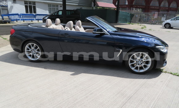 Acheter Occasion Voiture BMW 4-Series Noir à Brazzaville, Commune de Brazzaville Acheter Occasion Voiture BMW 4-Series Noir à Brazzaville, Commune de Brazzaville