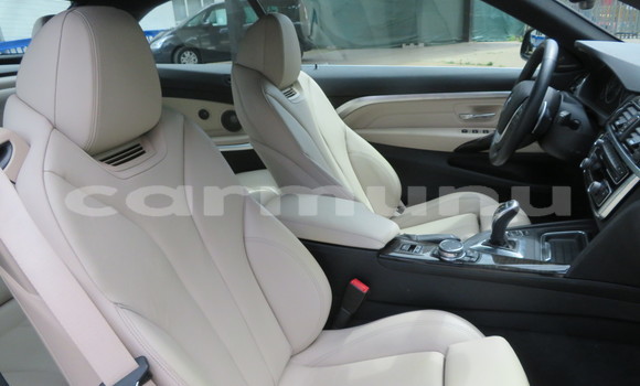 Acheter Occasion Voiture BMW 4-Series Noir à Brazzaville, Commune de Brazzaville Acheter Occasion Voiture BMW 4-Series Noir à Brazzaville, Commune de Brazzaville