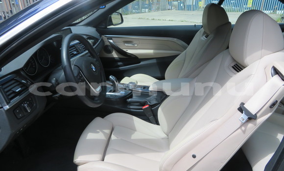 Acheter Occasion Voiture BMW 4-Series Noir à Brazzaville, Commune de Brazzaville Acheter Occasion Voiture BMW 4-Series Noir à Brazzaville, Commune de Brazzaville