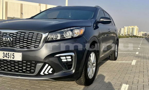 Acheter Occasion Voiture Kia Sorento Noir à Brazzaville, Commune de Brazzaville Acheter Occasion Voiture Kia Sorento Noir à Brazzaville, Commune de Brazzaville
