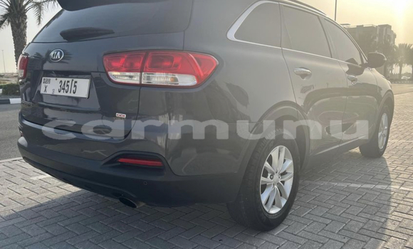 Acheter Occasion Voiture Kia Sorento Noir à Brazzaville, Commune de Brazzaville Acheter Occasion Voiture Kia Sorento Noir à Brazzaville, Commune de Brazzaville