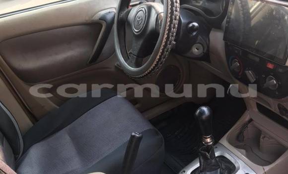 Buy Used Toyota RAV4 White Car in Brazzaville in Municipality of Brazzaville Buy Used Toyota RAV4 White Car in Brazzaville in Municipality of Brazzaville