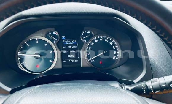 Acheter Neuf Voiture Toyota Prado Beige à Brazzaville, Commune de Brazzaville Acheter Neuf Voiture Toyota Prado Beige à Brazzaville, Commune de Brazzaville