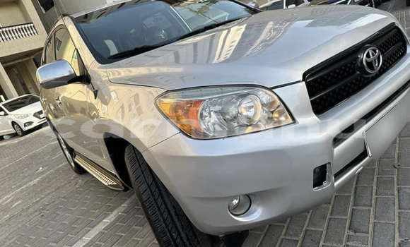 Acheter Occasion Voiture Toyota RAV4 Gris à Brazzaville, Commune de Brazzaville Acheter Occasion Voiture Toyota RAV4 Gris à Brazzaville, Commune de Brazzaville