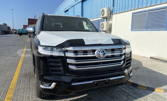 Acheter Neuf Voiture Toyota Land Cruiser Noir à Pointe–Noire, Région du Kouilou Acheter Neuf Voiture Toyota Land Cruiser Noir à Pointe–Noire, Région du Kouilou