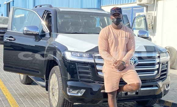 Acheter Neuf Voiture Toyota Land Cruiser Noir à Pointe–Noire, Région du Kouilou Acheter Neuf Voiture Toyota Land Cruiser Noir à Pointe–Noire, Région du Kouilou